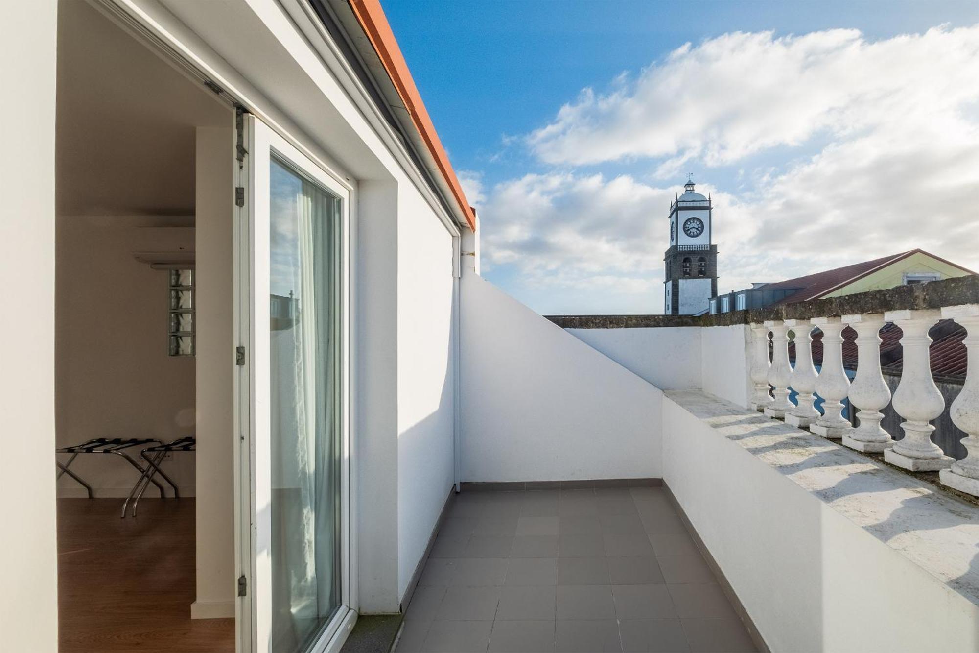 Ponta Delgada Flats - Host & Chill Apartman Kültér fotó